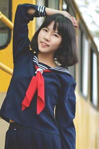 賀朝在謝俞里面塞棒棒糖